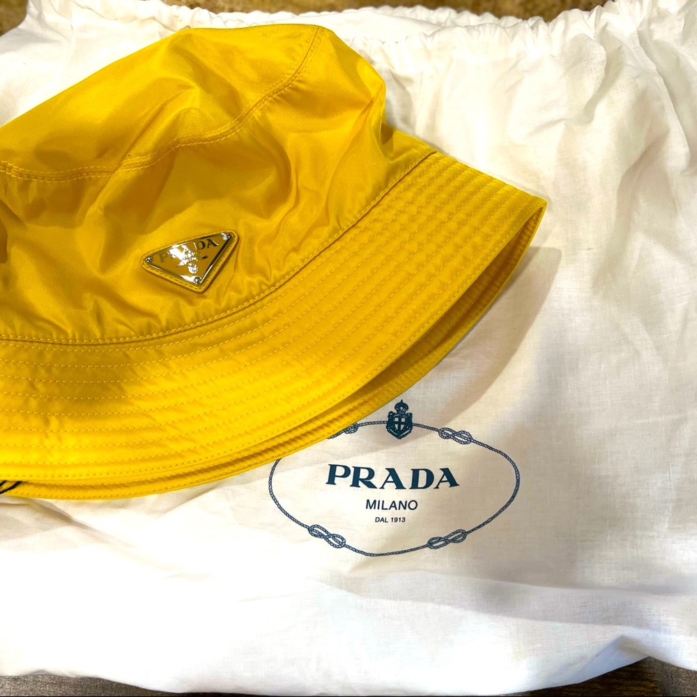 PRADA NYLON BUCKET HAT SOLD OUT